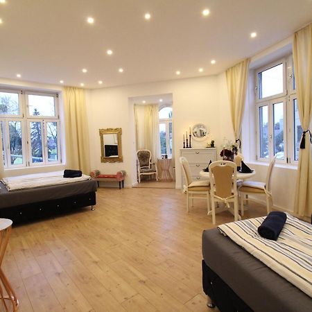 Disc Cozy Rooms In Liesing Vienna Exterior photo